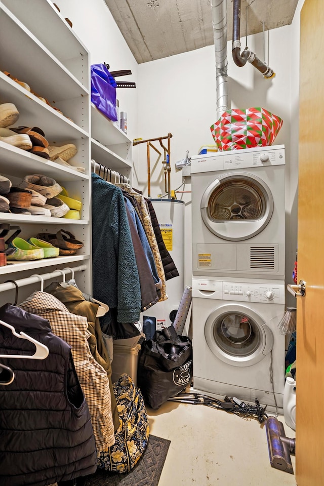 748 3rd St N Unit 504, Minneapolis, MN 55401 - laundry room with stacked washing machine and dryer and water heater