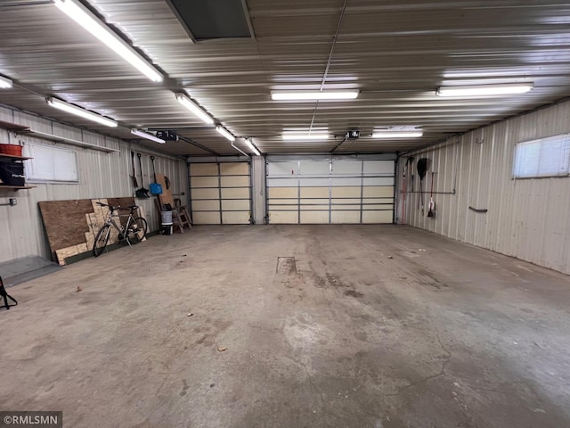 305 7th Ave E, Alexandria, MN 56308 - view of garage