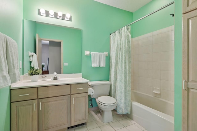 8910 Hilloway Rd, Eden Prairie, MN 55347 - full bath featuring tile patterned flooring, vanity, and shower / bath combination with curtain