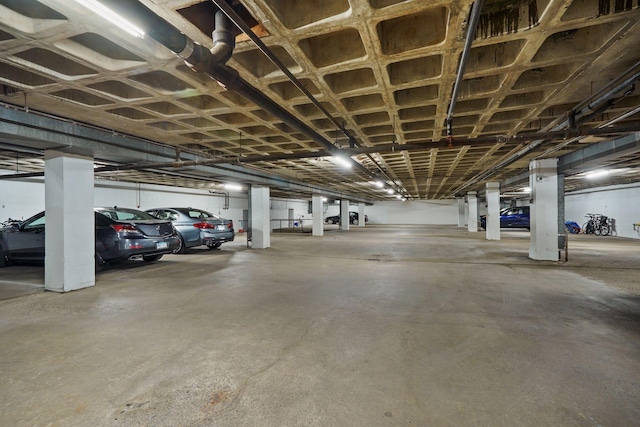 52 Groveland Ter Unit A402, Minneapolis, MN 55403 - view of parking garage