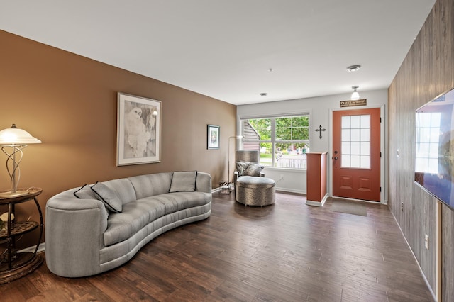 3474 White Pine Way, Stillwater, MN 55082 - living room featuring dark wood-style flooring and baseboards