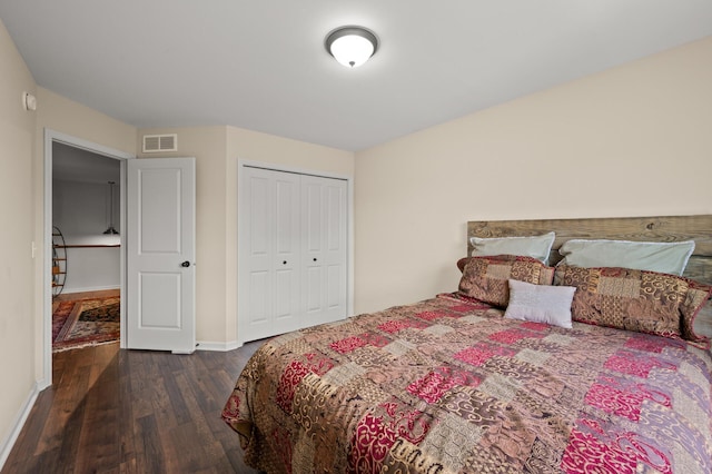 3474 White Pine Way, Stillwater, MN 55082 - bedroom with wood finished floors, baseboards, and a closet