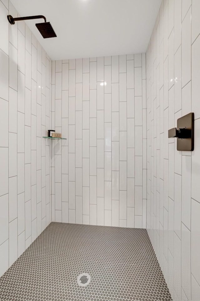 4804 12th Ave S, Minneapolis, MN 55417 - bathroom with a tile shower