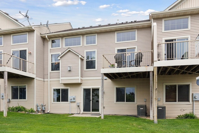 9741 Saint Andrews Dr, Elko New Market, MN 55020 - back of house with a yard and a balcony