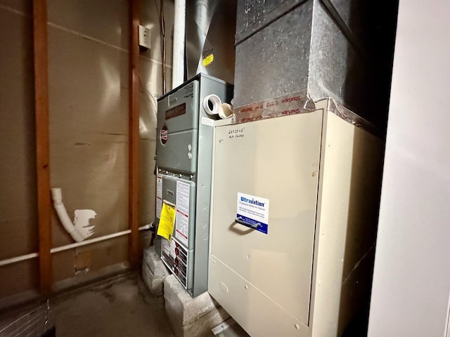 507 5th St NW, Barnesville, MN 56514 - utility room with heating unit