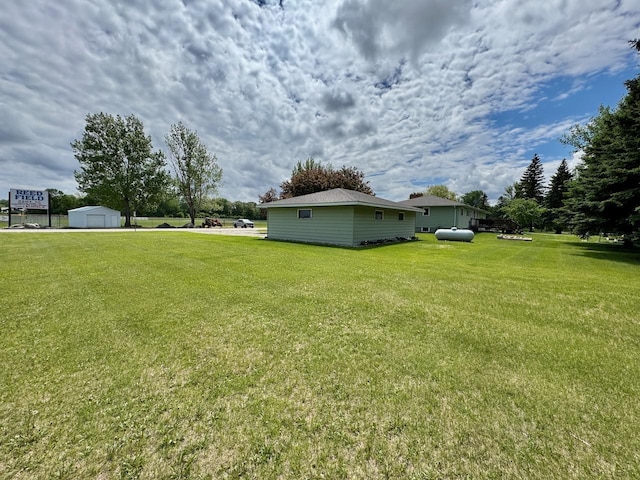 507 5th St NW, Barnesville, MN 56514 - view of grassy yard