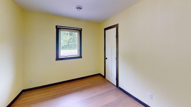 1175 Maben Ave S, Isle, MN 56342 - unfurnished room featuring light wood finished floors and baseboards