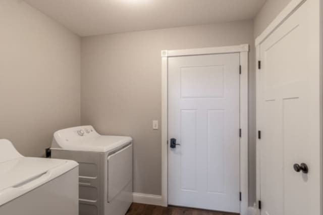 642 Haeberle Ave, New Ulm, MN 56073 - laundry room with separate washer and dryer and dark wood-style floors