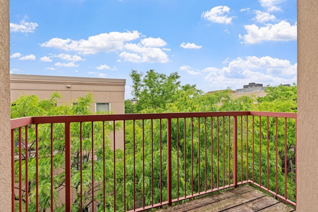 560 2nd St Unit 408, Minneapolis, MN 55401 - view of wooden deck