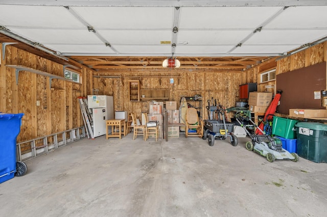 1441 Simpson St, Saint Paul, MN 55108 - view of garage