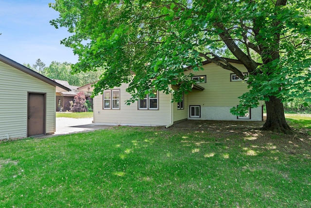 8170 113th St S, Cottage Grove, MN 55016 - view of green lawn