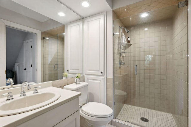 14 Forest Dale Rd, Minneapolis, MN 55410 - full bath featuring a shower stall, toilet, vanity, and recessed lighting