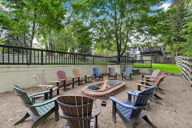 843 Northdale Blvd NW, Coon Rapids, MN 55448 - fenced backyard featuring a fire pit