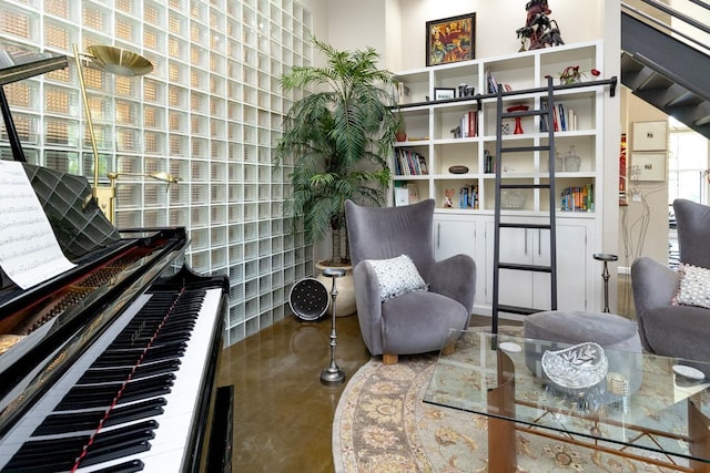 512 Laurel Ave Unit 1, Saint Paul, MN 55102 - sitting room featuring finished concrete flooring