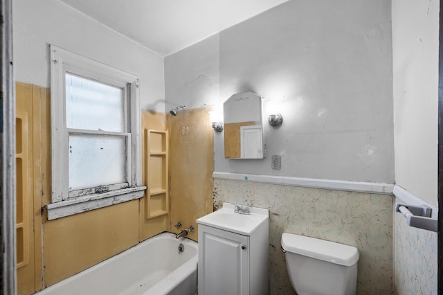 3328 5th Ave S, Minneapolis, MN 55408 - full bathroom with toilet, vanity, and shower / bathtub combination