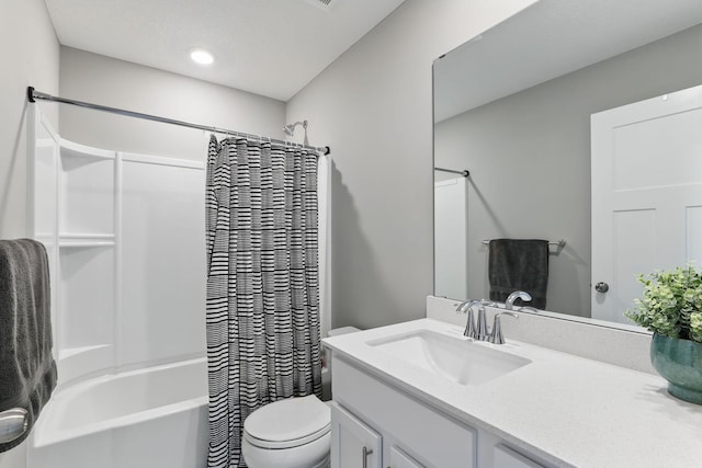 1141 Middlefield Rd, Medina, MN 55340 - full bath featuring toilet, vanity, and shower / bath combination with curtain