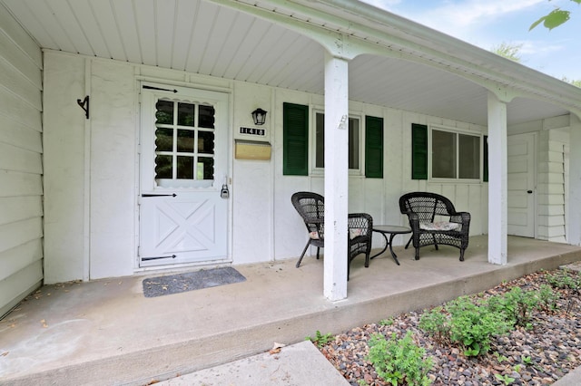 11418 Friar Ln, Minnetonka, MN 55305 - doorway to property featuring a porch