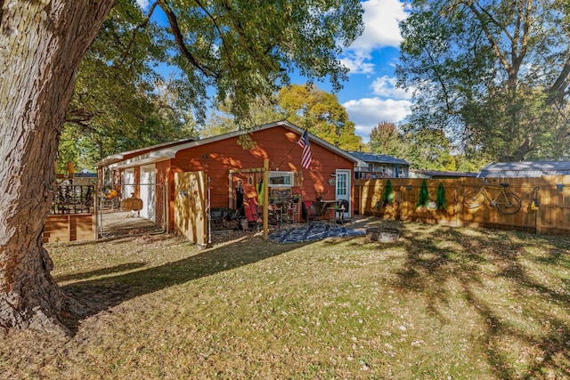 208 1st Ave NE, Geneva, MN 56035 - view of rear view of house