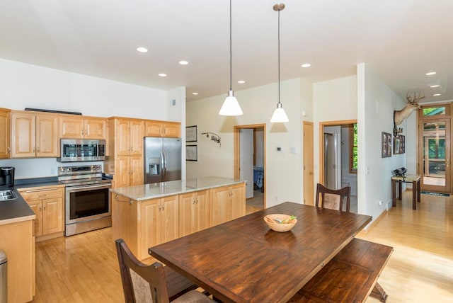 19260 Lakewood Dr, Deerwood Twp, MN 56444 - dining area featuring light wood-type flooring and recessed lighting