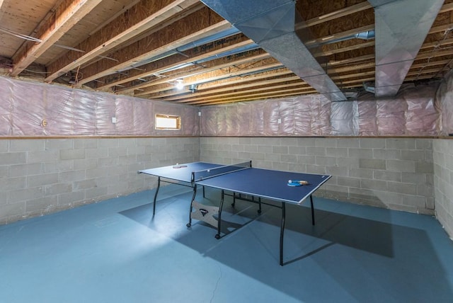 19260 Lakewood Dr, Deerwood Twp, MN 56444 - playroom featuring concrete floors