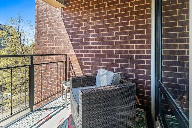 198 Elm St, Saint Paul, MN 55102 - view of balcony