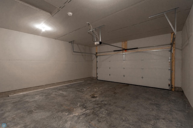 4174 Arthur Dr S, Fargo, ND 58104 - garage with a garage door opener