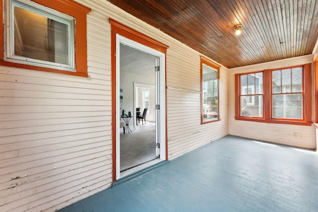 1404 Russell Ave N, Minneapolis, MN 55411 - view of unfurnished sunroom