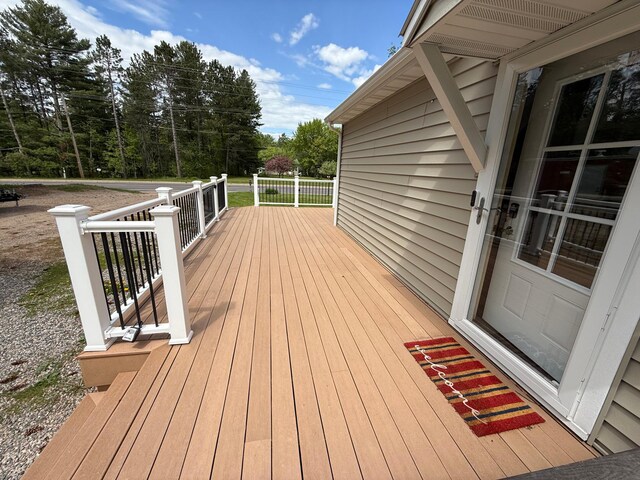 11966 Lindquist Rd, Hibbing, MN 55746 - porch featuring view of scattered trees