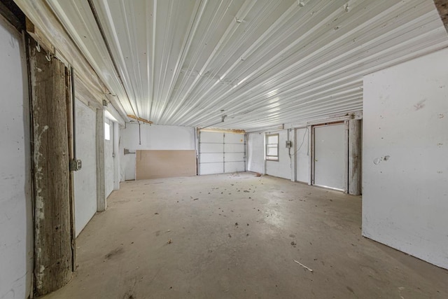 517 1st Ave NW, Winnebago, MN 56098 - view of garage