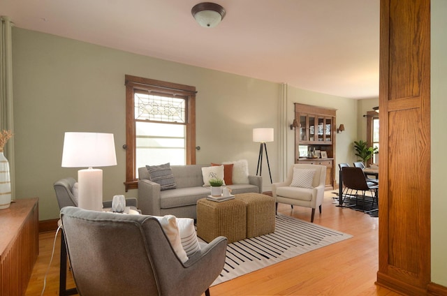 1176 Laurel Ave, Saint Paul, MN 55104 - photo 3