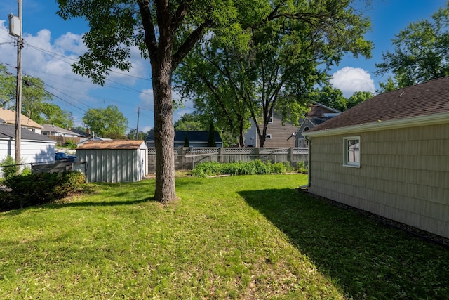 5652 Thomas Ave S, Minneapolis, MN 55410 - view of yard