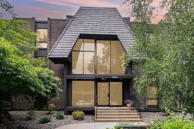 6085 Lincoln Dr Unit 220, Edina, MN 55436 - back of house featuring brick siding