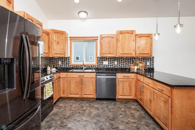 7214 Eagle Pointe Dr S, Fargo, ND 58104 - kitchen with fridge with ice dispenser, dishwasher, electric range oven, a sink, and a peninsula