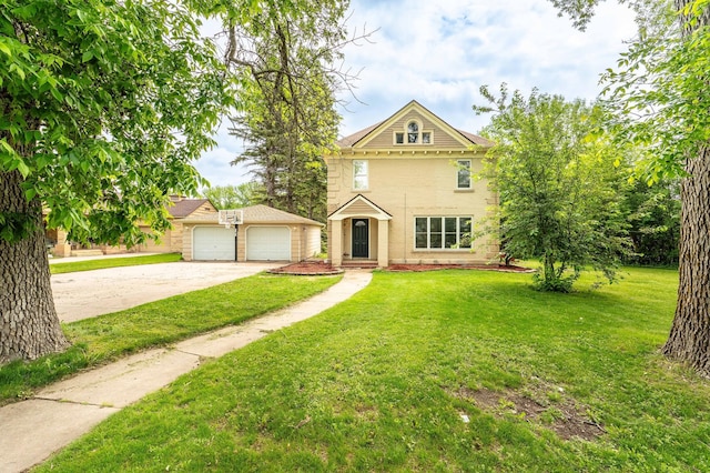 113 7th Ave SE, Elbow Lake, MN 56531 - view of front of house with a garage, driveway, and a front yard
