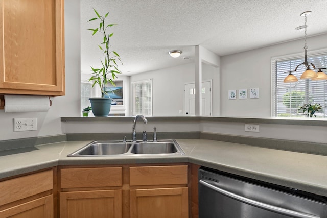 13055 Europa Trail Way N Unit A, Hugo, MN 55038 - kitchen featuring dishwasher, a sink, a textured ceiling, and hanging light fixtures
