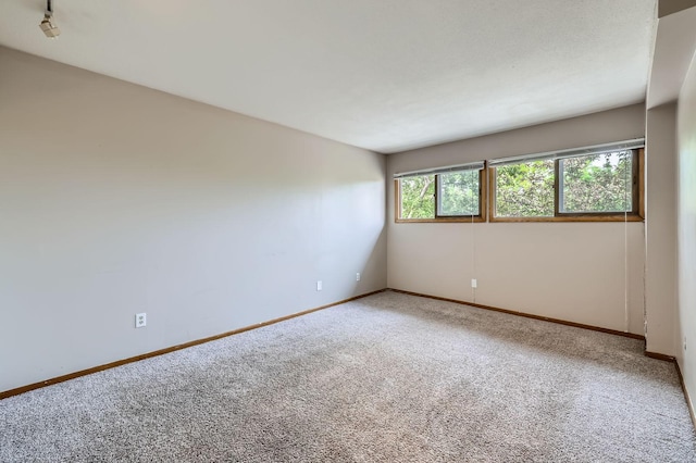 8932 Neill Lake Rd Unit 112B, Eden Prairie, MN 55347 - spare room with carpet flooring and baseboards