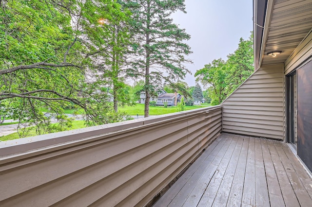 8932 Neill Lake Rd Unit 112B, Eden Prairie, MN 55347 - view of wooden deck