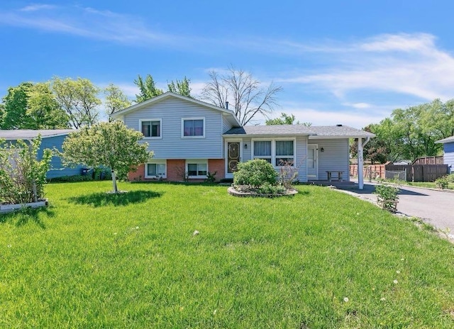 9705 99th Ave N, Maple Grove, MN 55369 - split level home with driveway