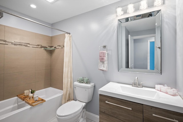 18301 100th Ave N, Osseo, MN 55311 - full bathroom featuring shower / bath combo with shower curtain, toilet, vanity, and recessed lighting