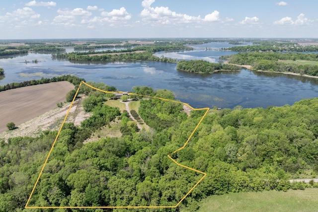 24534 474th Ln, Elysian Twp, MN 56028 - aerial view of property's location with a nearby body of water, property boundaries highlighted, and a heavily wooded area