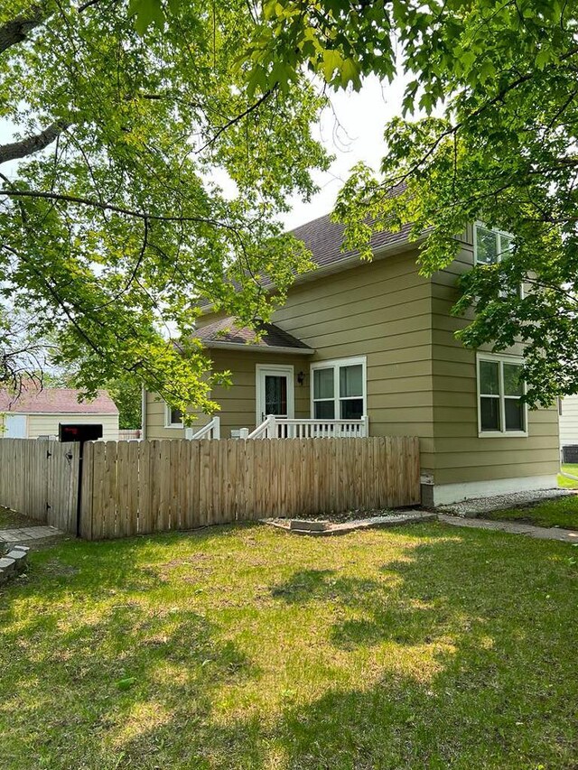 120 Merriam Ave N, Thief River Falls, MN 56701 - photo 1