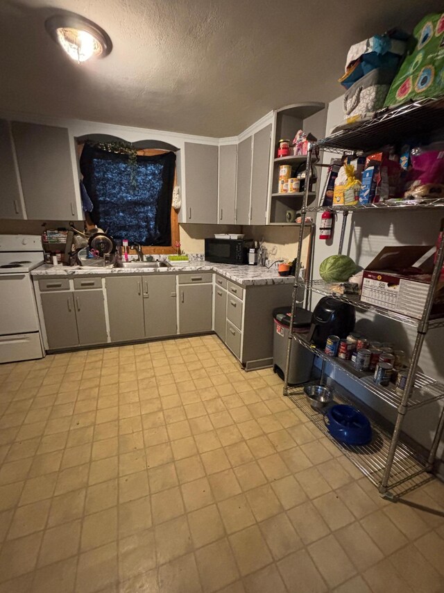 215 9th St NW, Bemidji, MN 56601 - photo 17