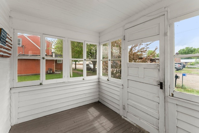 208 2nd St SW, Braham, MN 55006 - view of unfurnished sunroom