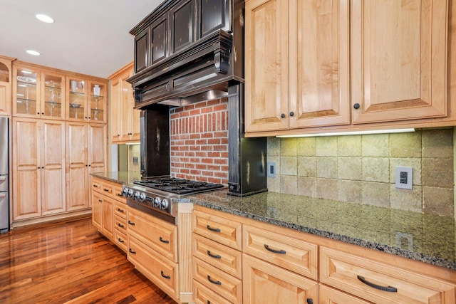 15758 Austin St NE, Ham Lake, MN 55304 - kitchen featuring stainless steel appliances, light brown cabinets, dark wood-type flooring, tasteful backsplash, and recessed lighting