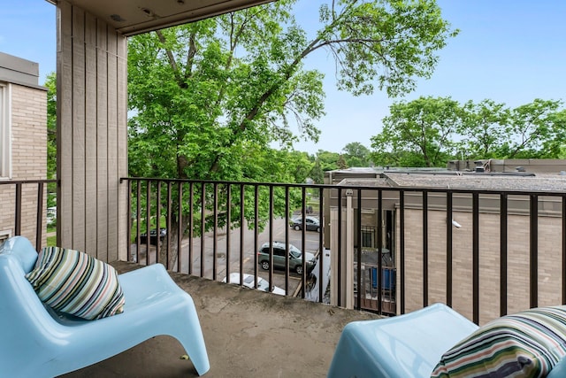 1405 40th St Unit 15F, Minneapolis, MN 55407 - view of balcony