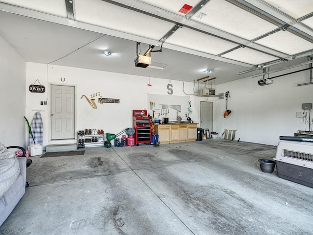 6024 158th St W, Apple Valley, MN 55124 - garage with a garage door opener