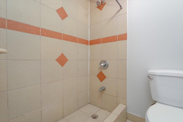 1637 37th Ave NE, Columbia Heights, MN 55421 - full bathroom with tiled shower and toilet