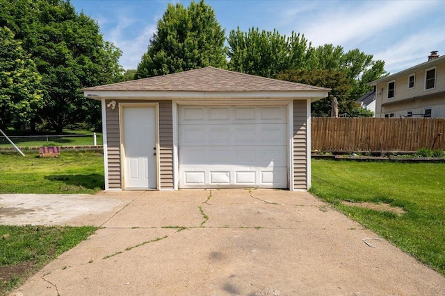 1637 37th Ave NE, Columbia Heights, MN 55421 - detached garage featuring concrete driveway