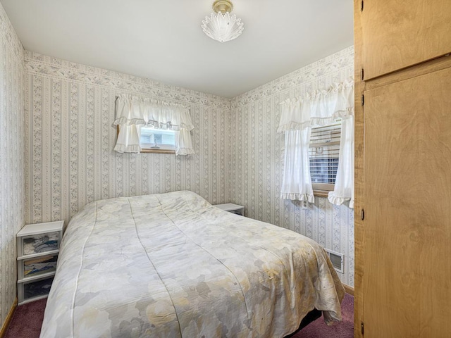 46427 Cambridge Dr, Stanchfield, MN 55080 - carpeted bedroom featuring wallpapered walls
