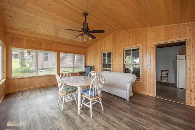 1409 Wabedo Pass Rd NE, Longville, MN 56655 - sunroom / solarium featuring vaulted ceiling